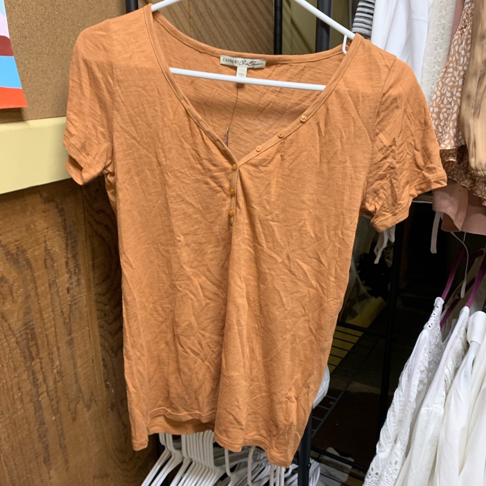 A orange top
